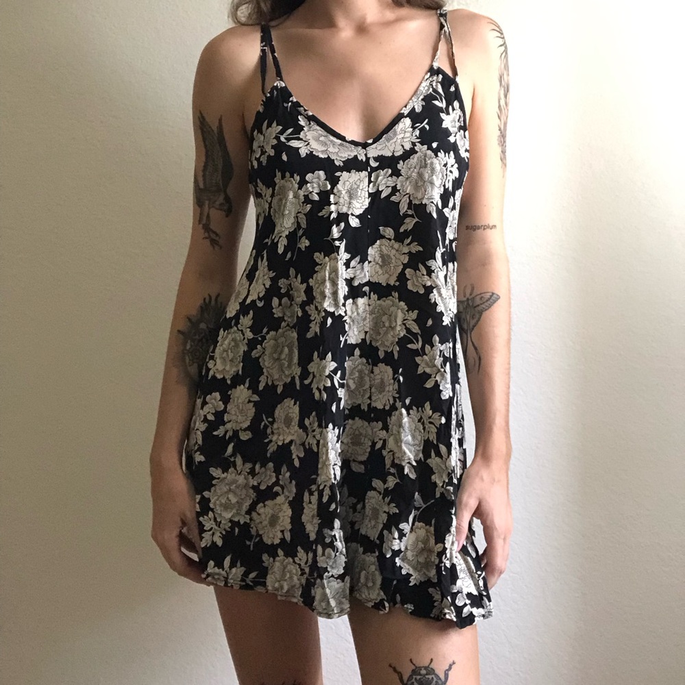 Brandy Melville Black and Cream Floral Chemise
